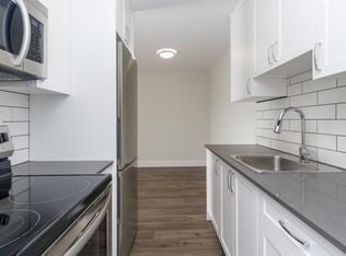 Cranmere Apartments, Victoria, BC V8R 4W8