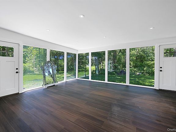 5th image of 107 Wildwood Road