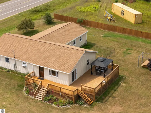 11429 E M 55 Hwy, Cadillac, MI 49601