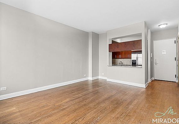 5th image of 330 E 39th St Ph N