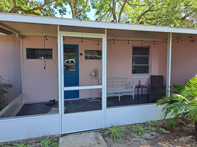 630 Olive St — Photo 28