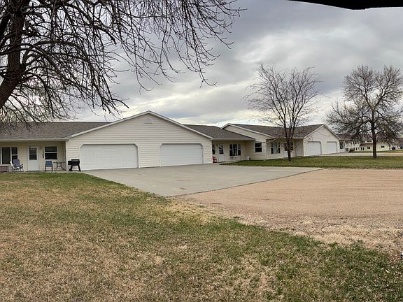 2nd image of 1303 Rosebud Ave