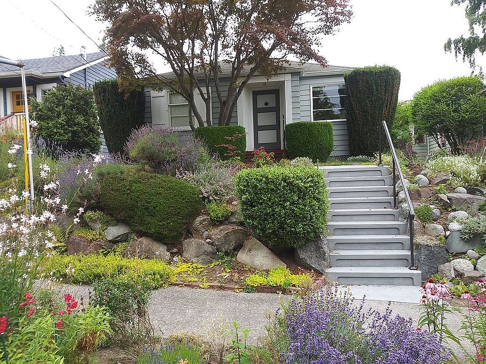 2nd image of 4712 34th Ave NE