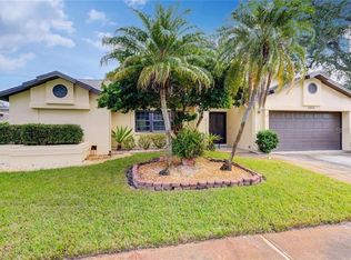 2624 Bellhurst Dr, Dunedin, FL 34698