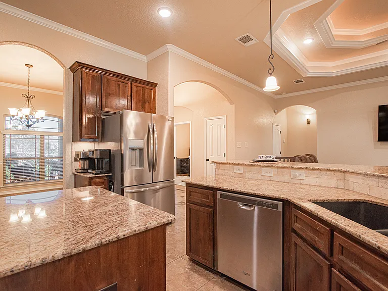 2040 Chinquapin Ln — Photo 13