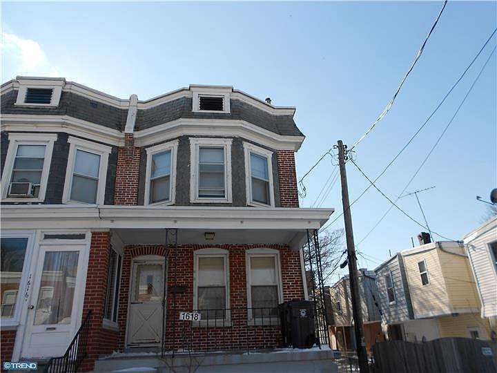 1st image of 1618 Howland St