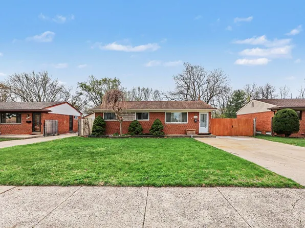 11160 Lesure Dr, Sterling Heights, MI 48312