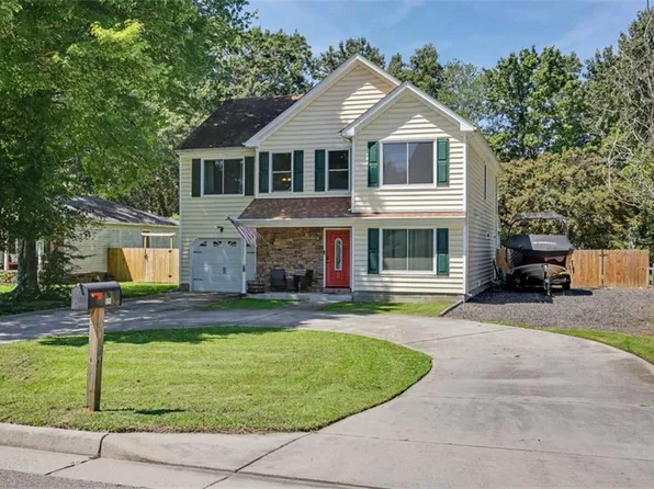 514 Waters Rd, Chesapeake, VA 23322