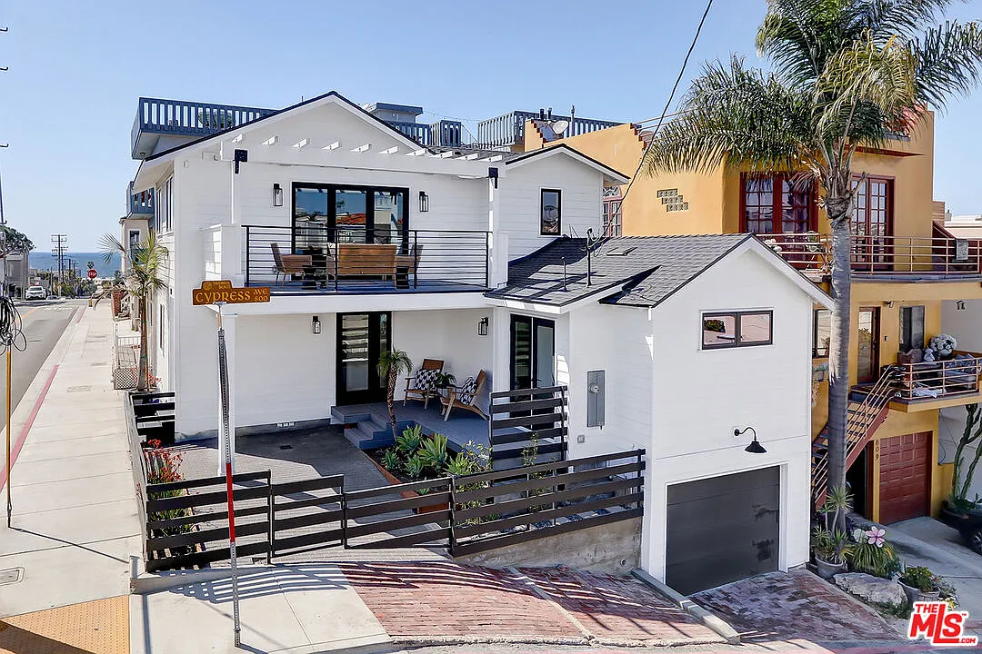 3 bed, 2.5 bath, $9,995 — Photo 1