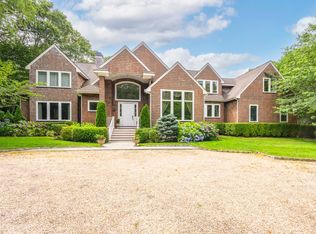 2296 Deerfield Rd, Sag Harbor, NY 11963