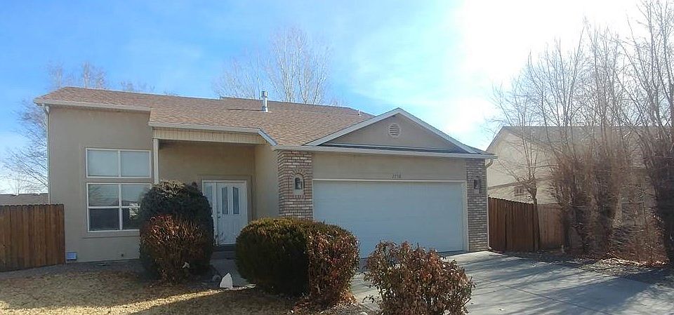 1st image of 2758 Laguna Dr