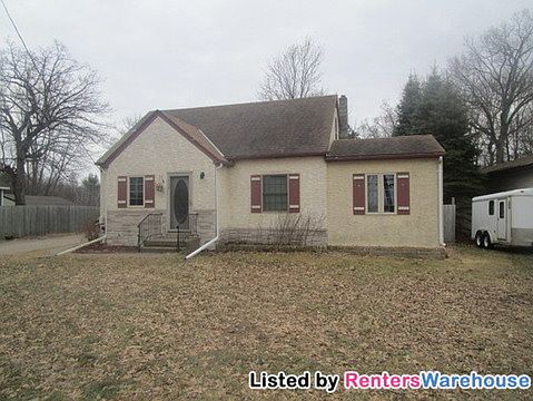 1st image of 3648 Interlachen Dr NE