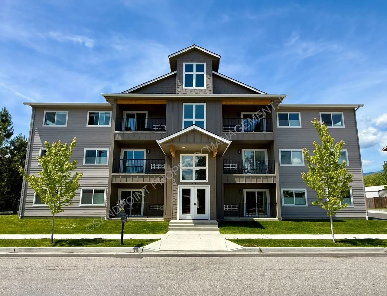 2 bed, 1120 sqft, $1,895 — Photo 1
