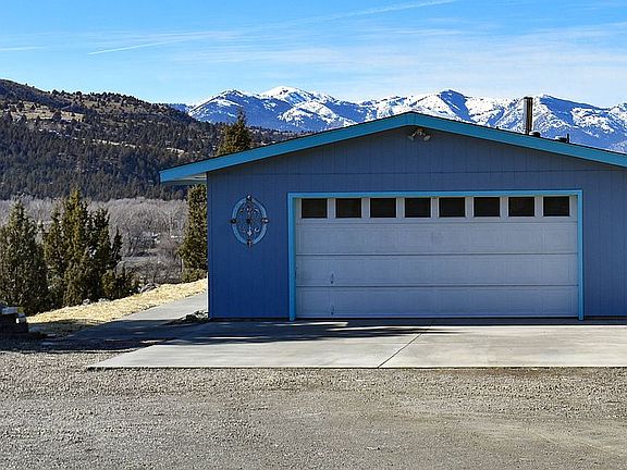 Two car garage 