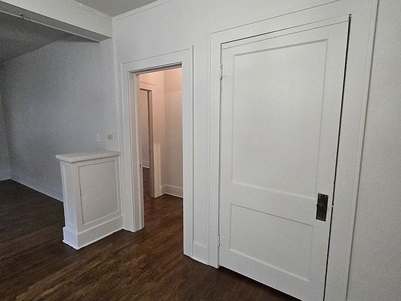 5th image of 647 S Quaker Ave #647