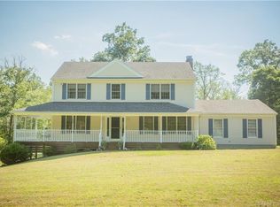 120 Crooked Hill Rd, Guilford, CT 06437