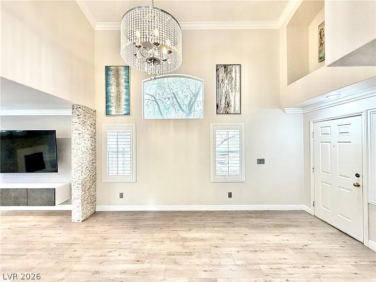 10087 Yellow Canary Ave — Photo 4