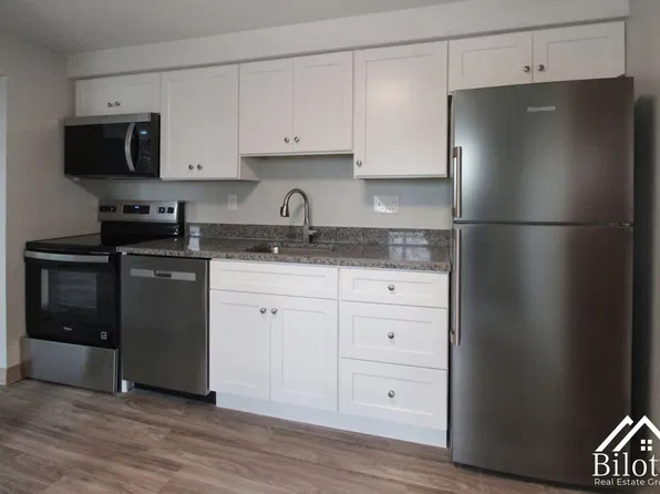 Hillside Terrace Apartments, 264 Fruit Hill Ave #270-24, North Providence, RI 02911