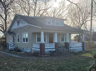 3039 NW Lower Silver Lake Rd, Topeka, KS 66618