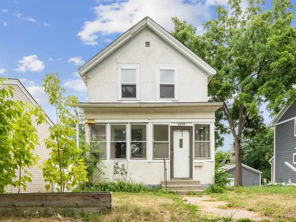 2210 James Ave N, Minneapolis, MN 55411