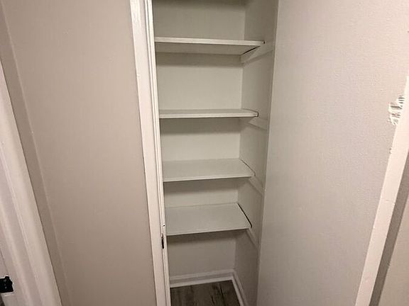 5th image of 2066 Fairmont Ct #5