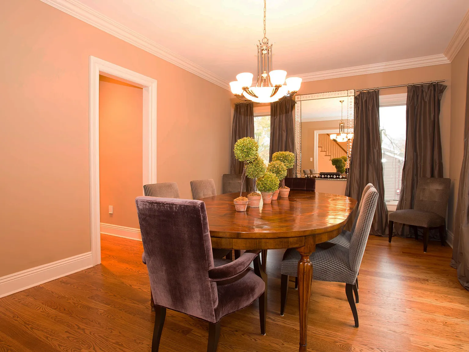 4 bed, 4.5 bath, 3250 sqft, $12,000 — Photo 3