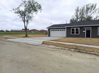 300 Crosswell Ave, Brookville, OH
