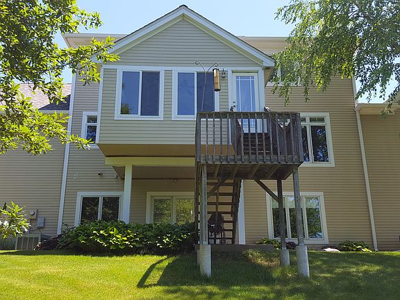 2nd image of 1005 Sunset Cir