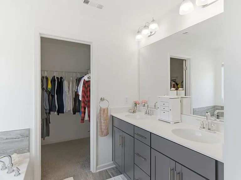 1306 Harmony Hill Ln — Photo 32