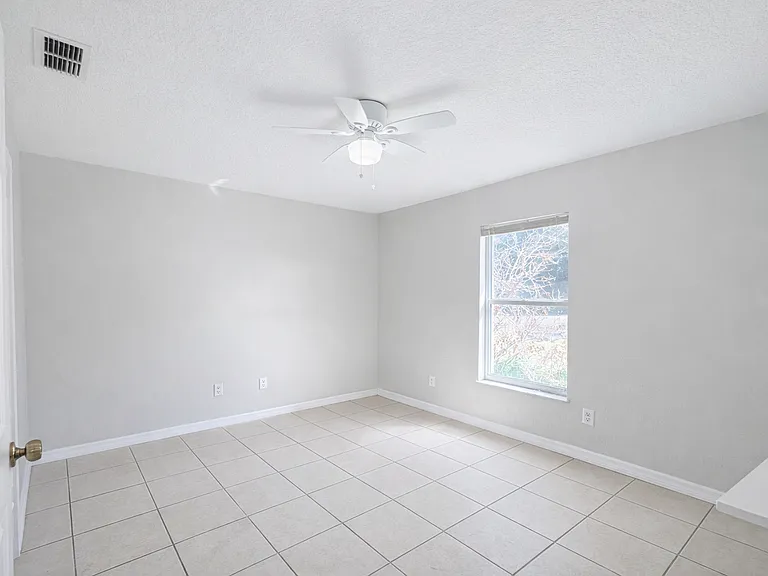 1630 Needle Palm Dr — Photo 5