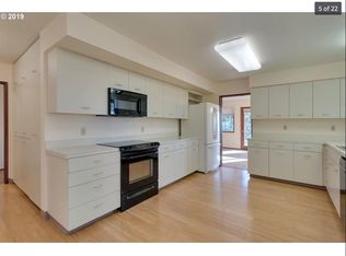 4145 SW Washouga Ave, Portland, OR 97239