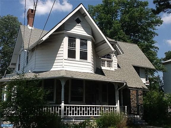 2nd image of 126 S Chester Pike