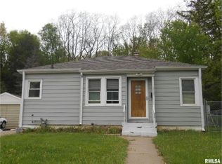 507 Waverly Rd, Davenport, IA 52804