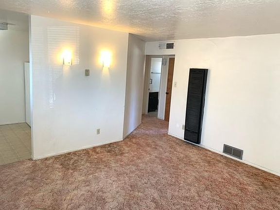 4th image of 1120 Plain St APT A6