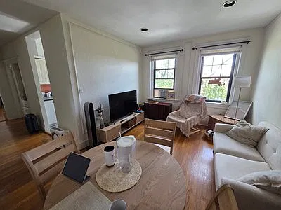 1 bed, 625 sqft, $2,250 — Photo 3