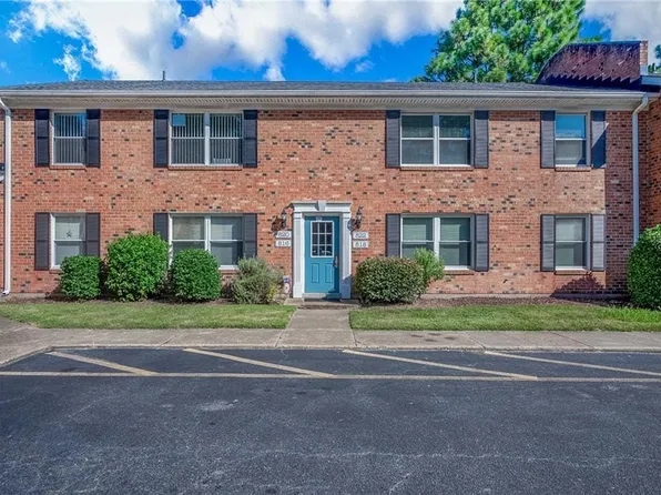 822 Spencer Ct, Virginia Beach, VA 23451
