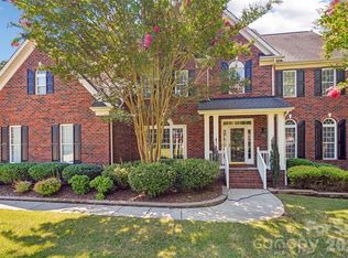 10826 Persimmon Creek Dr, Charlotte, NC 28227