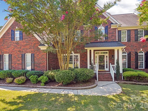 10826 Persimmon Creek Dr, Charlotte, NC 28227