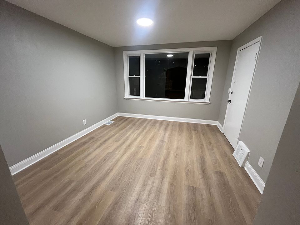 1st image of 9829 S Avenue L #1F