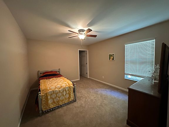 3rd image of 5728 Heathwood Ct
