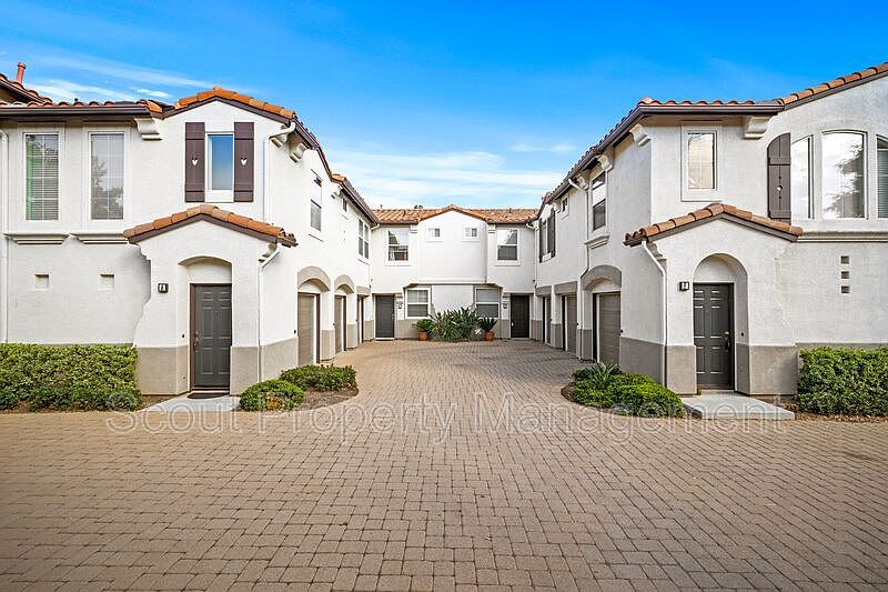 30398 Island Bay Ln #E, Murrieta, CA 92563 | Zillow