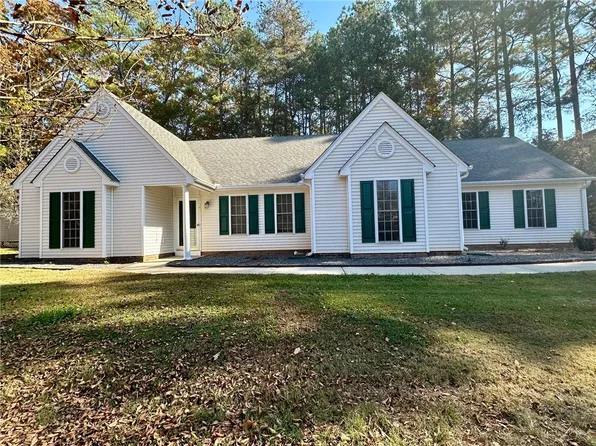 222 Cub Cove Dr, Walhalla, SC 29691