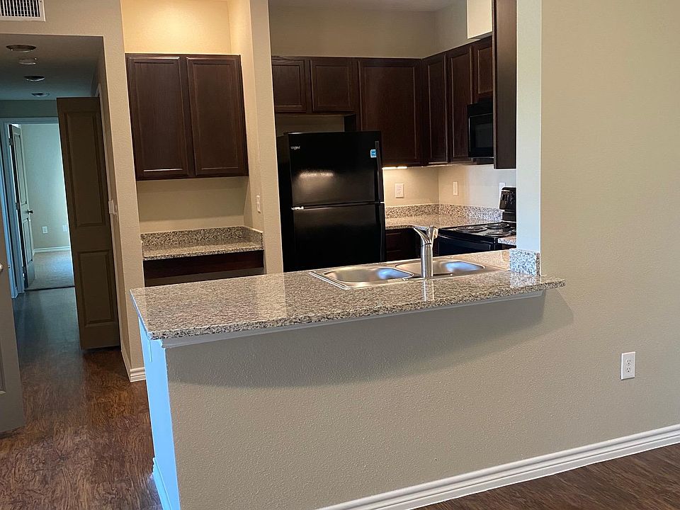 1st image of 2991 Padera Lake Blvd