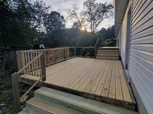 14108 Placid Dr, Holly, MI 48442