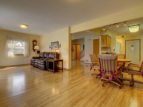 4th image of 2619 Ronald Dr