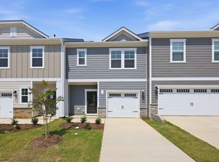 318 Sweetbay Tree Dr, Wendell, NC 27591