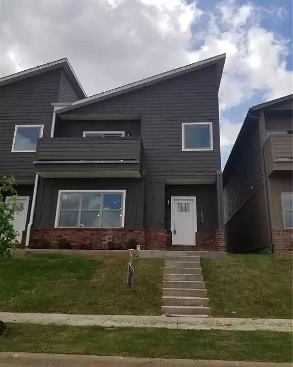 1st image of 2594 N Ward Dr