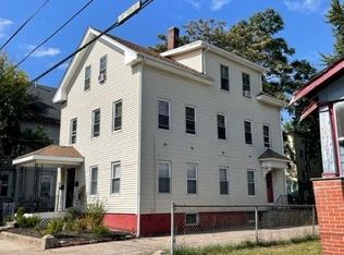 47 Star St FLOOR 2, Pawtucket, RI 02860