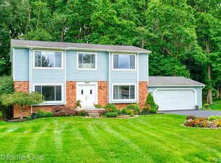 6448 Grand Circle Dr, Brighton, MI 48116
