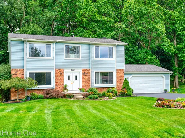 6448 Grand Circle Dr, Brighton, MI 48116